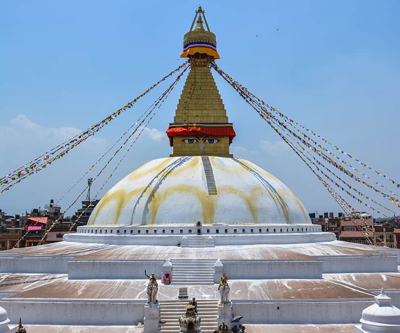 kathmandu travel guide - bouddhanath stupa