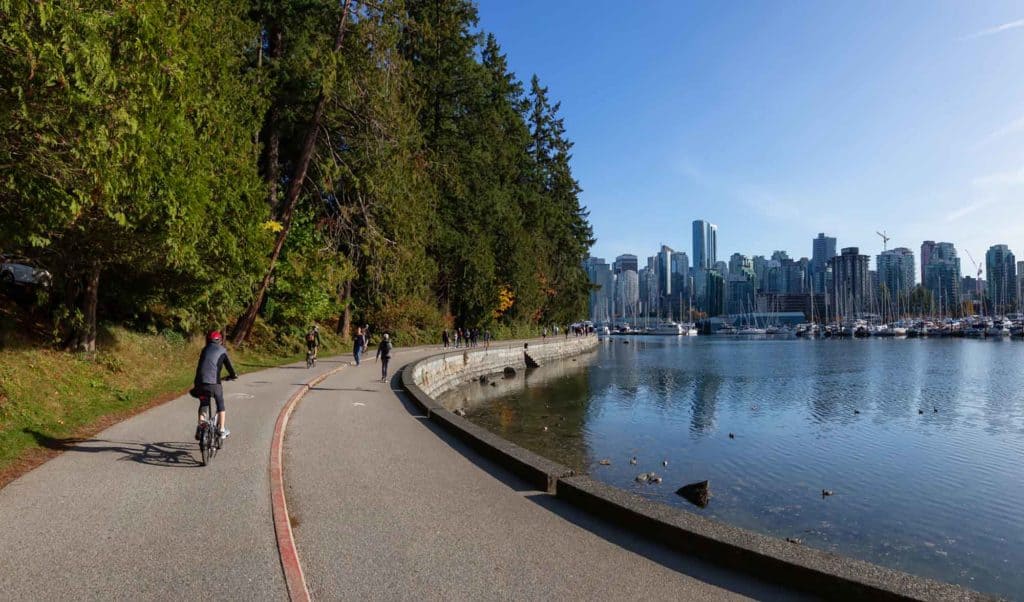 Stanley Park Seawall in Vancouver