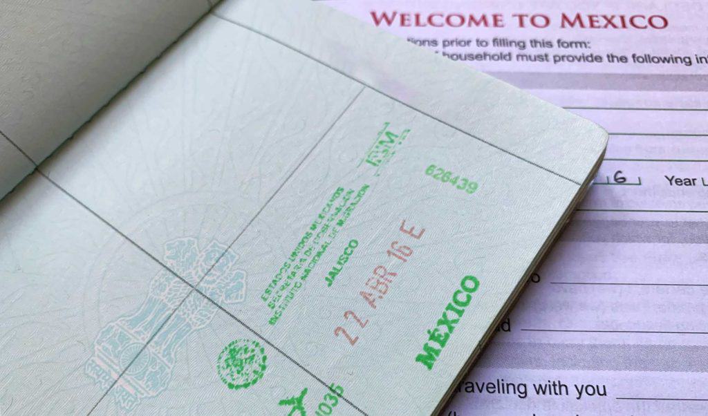 can us tourist visa enter mexico